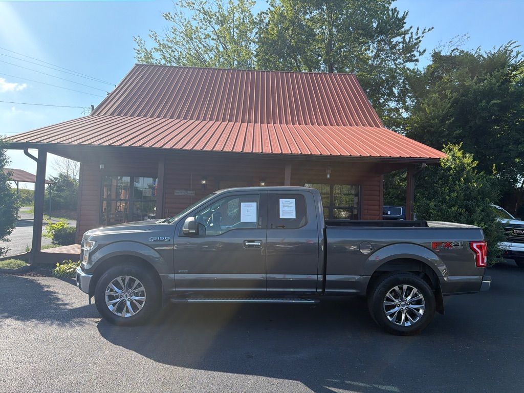  2017 Ford F-150 XLT SuperCab 4WD   