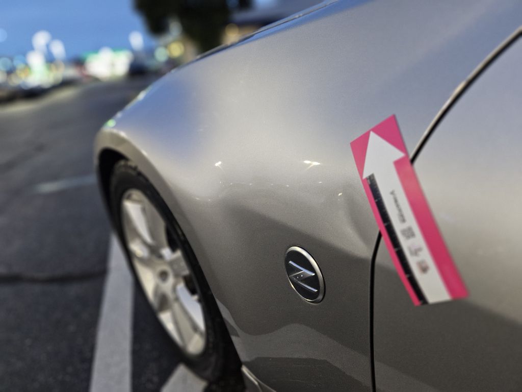 Photo 24 of this NISSAN 350Z