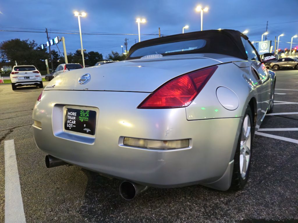 Photo 15 of this NISSAN 350Z