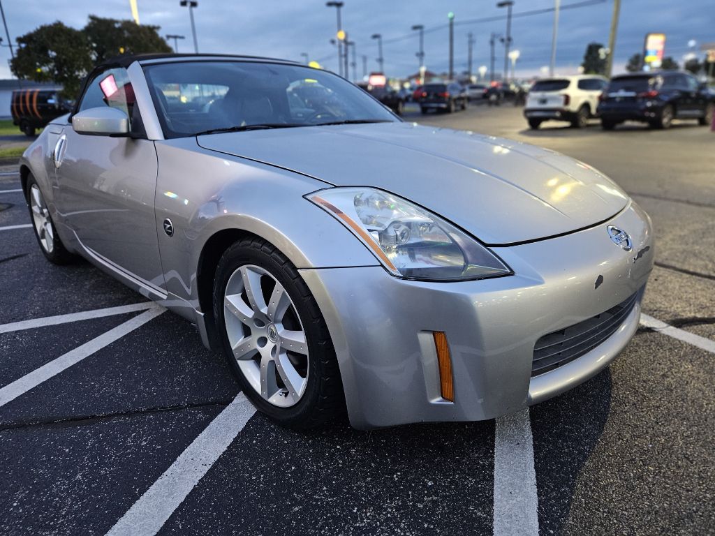 Photo 25 of this NISSAN 350Z