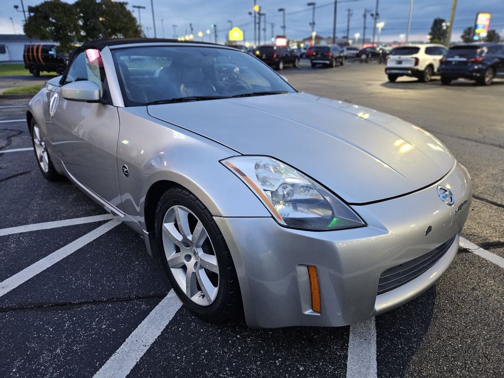Photo 32 of this NISSAN 350Z