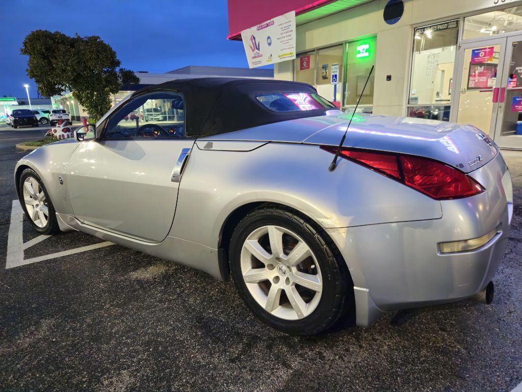 Photo 3 of this NISSAN 350Z