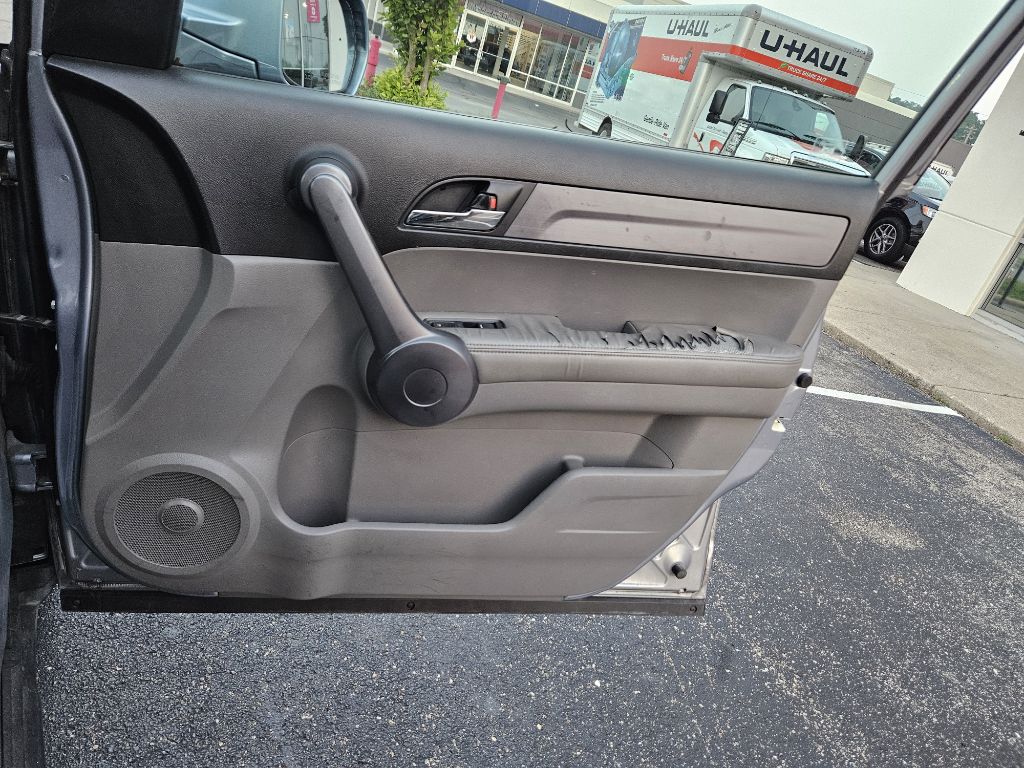 Photo 28 of this HONDA CR-V