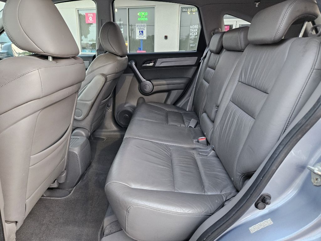 Photo 38 of this HONDA CR-V