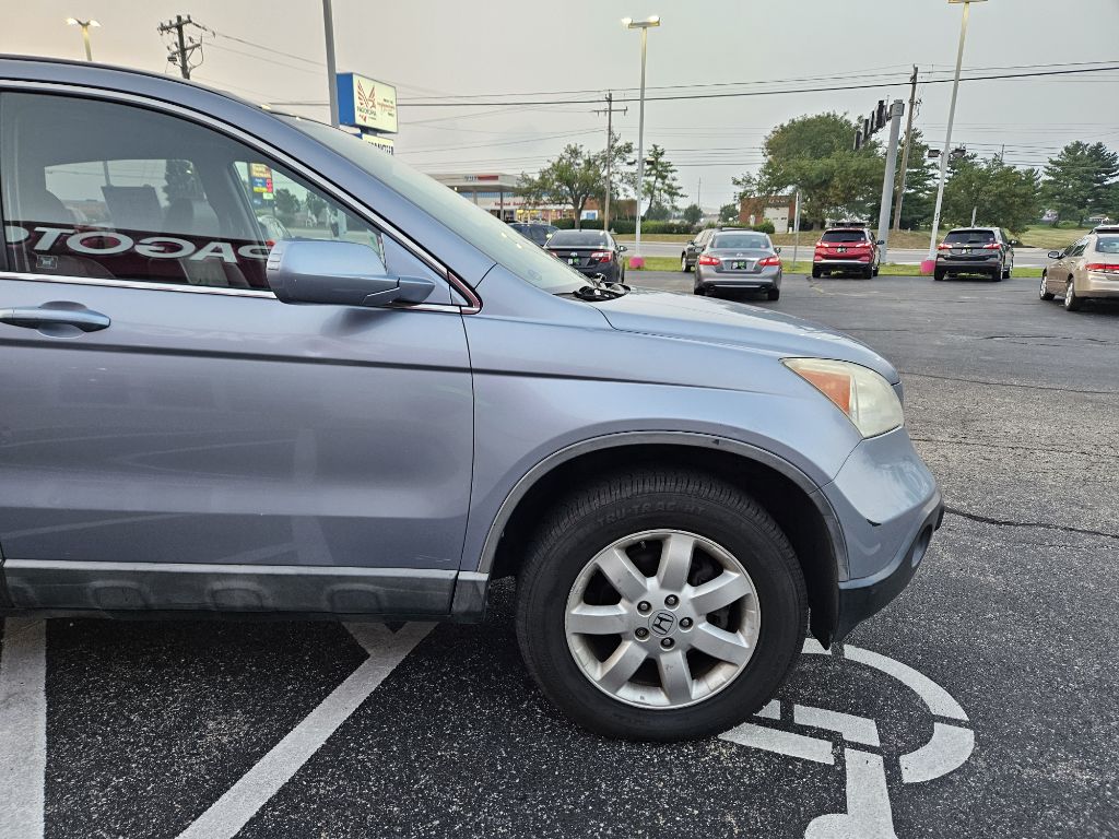 Photo 8 of this HONDA CR-V