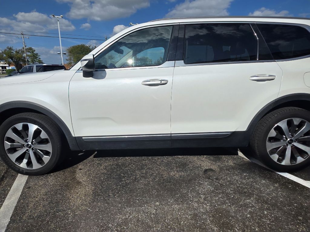 Photo 49 of this KIA TELLURIDE