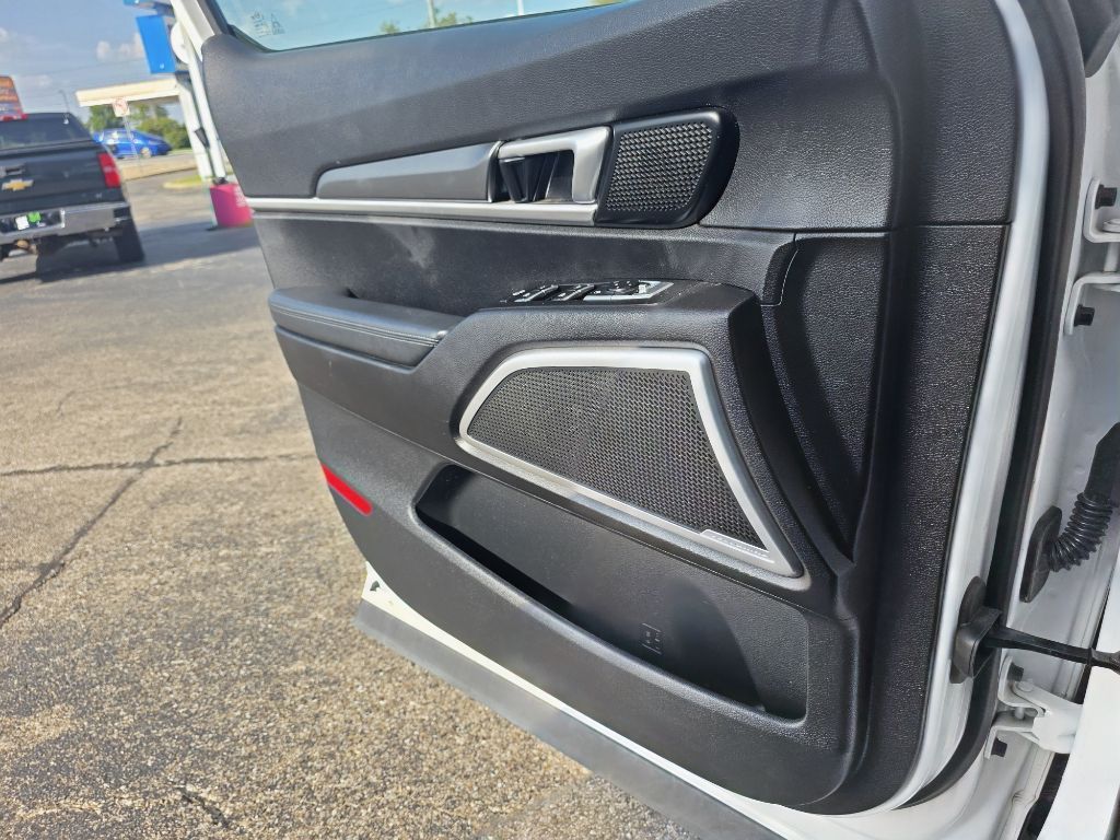 Photo 47 of this KIA TELLURIDE