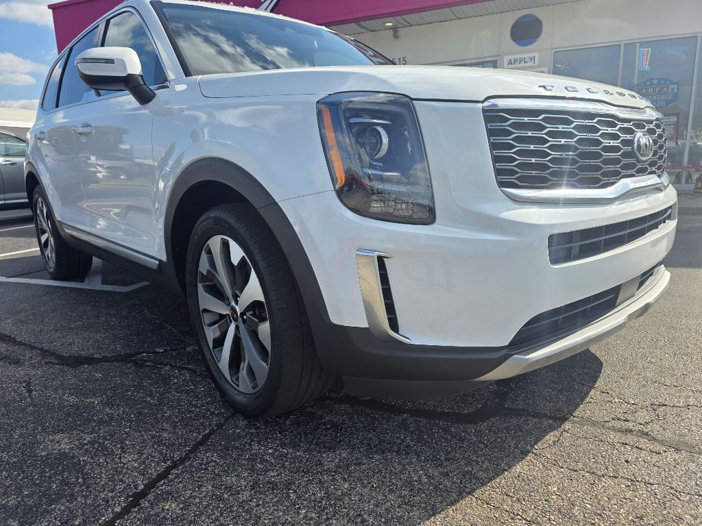 Photo 65 of this KIA TELLURIDE