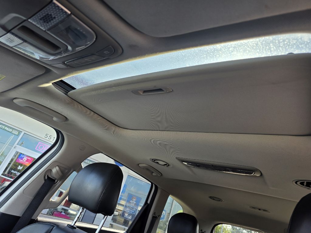 Photo 37 of this KIA TELLURIDE