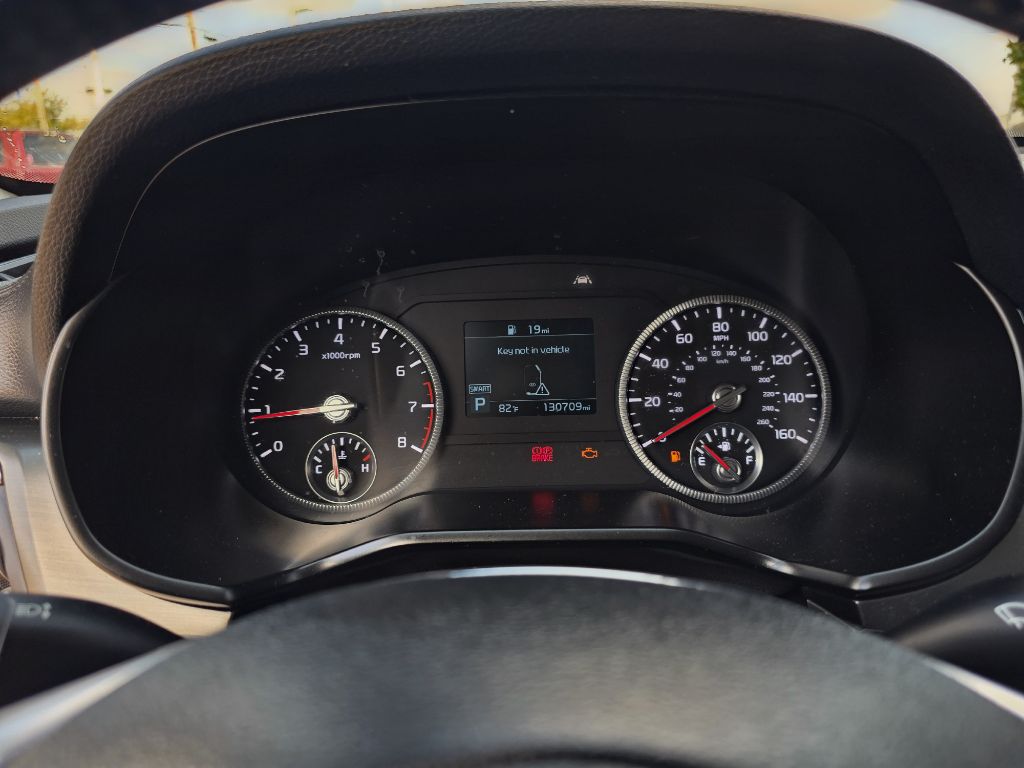 Photo 44 of this KIA TELLURIDE