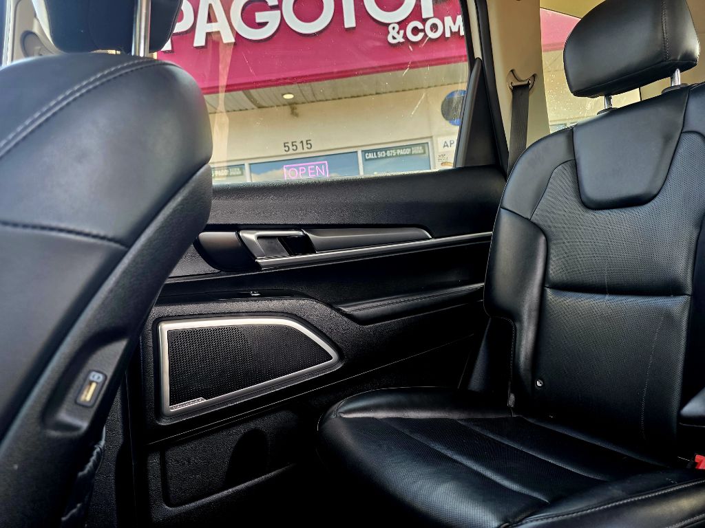 Photo 31 of this KIA TELLURIDE