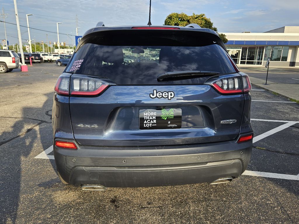 Photo 12 of this JEEP CHEROKEE