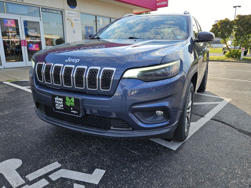 Photo 55 of this JEEP CHEROKEE