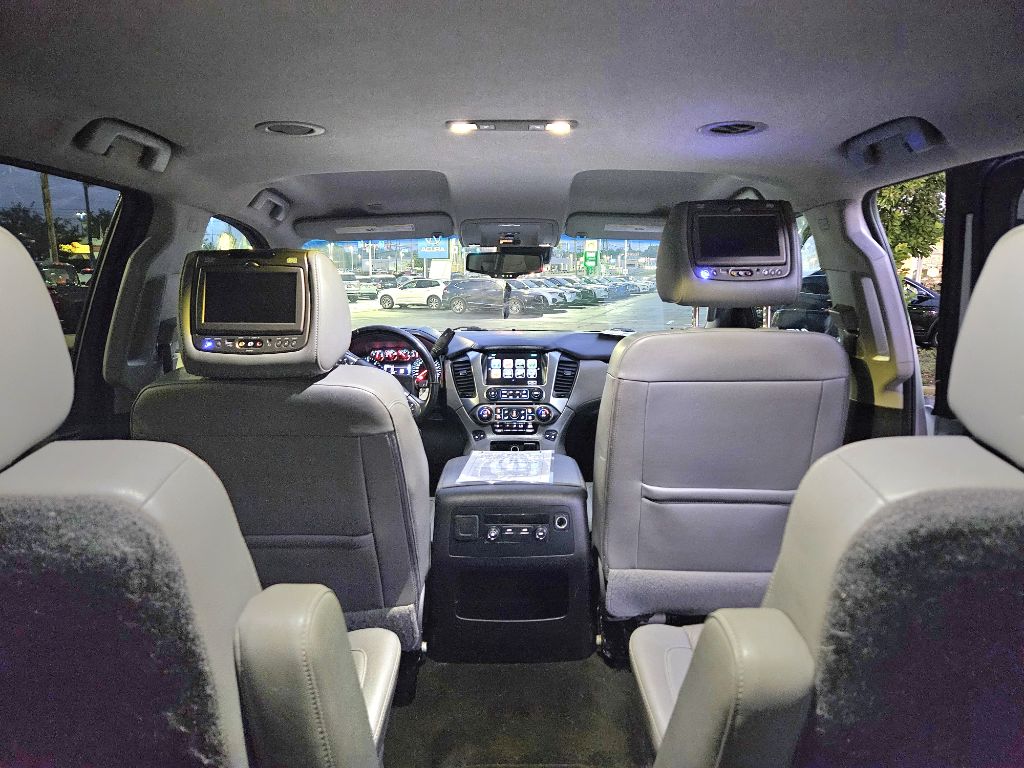 Photo 42 of this CHEVROLET TAHOE