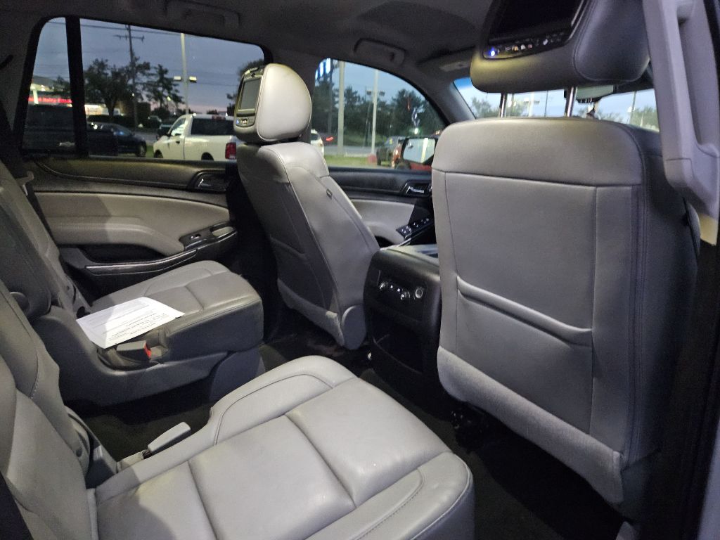 Photo 29 of this CHEVROLET TAHOE