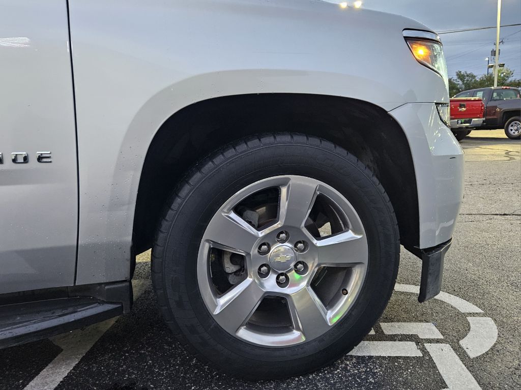 Photo 21 of this CHEVROLET TAHOE