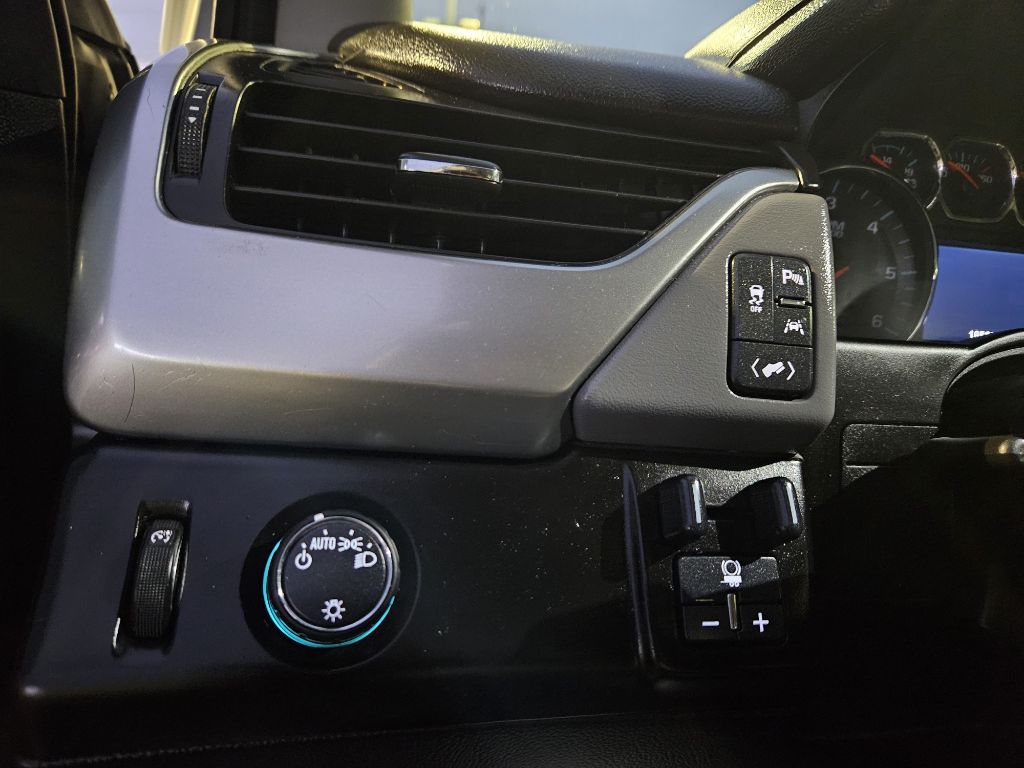 Photo 51 of this CHEVROLET TAHOE