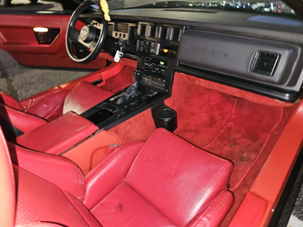 Photo 32 of this CHEVROLET CORVETTE