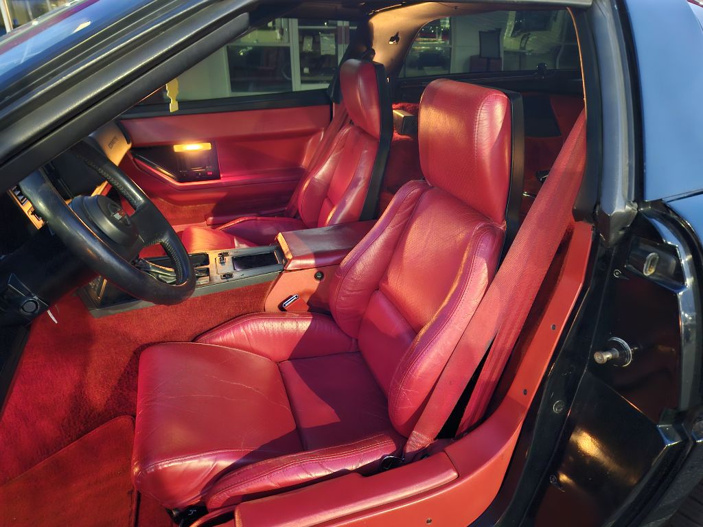 Photo 17 of this CHEVROLET CORVETTE