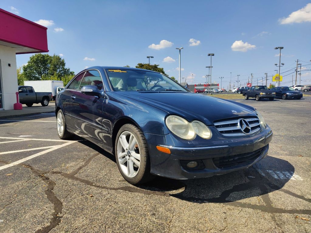 Photo 4 of this MERCEDES-BENZ CLK 350