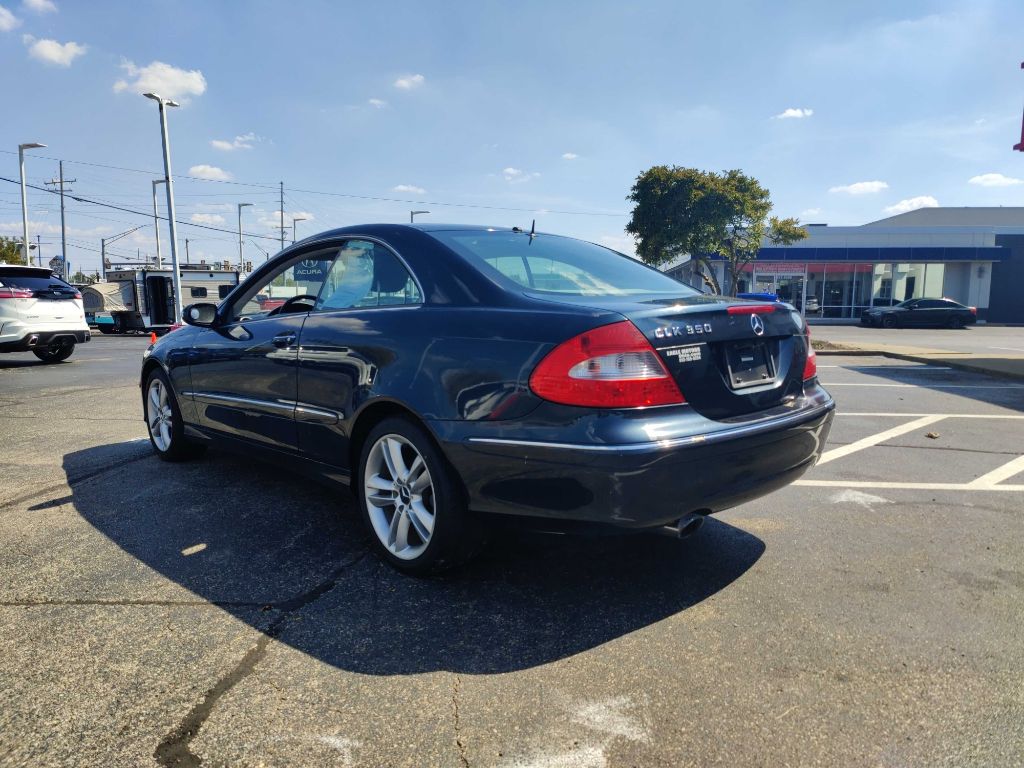 Photo 8 of this MERCEDES-BENZ CLK 350