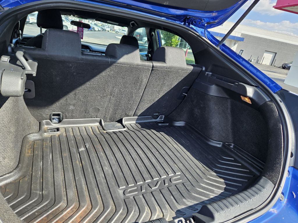 Photo 17 of this HONDA CIVIC