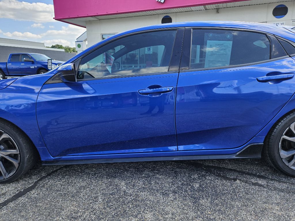 Photo 12 of this HONDA CIVIC