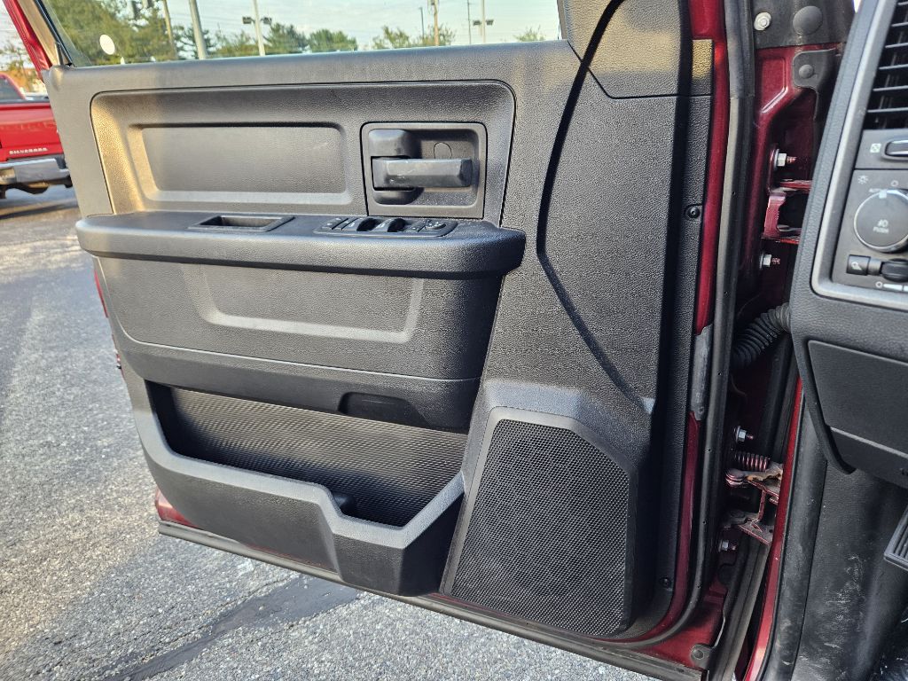 Photo 8 of this CHEVROLET SILVERADO 1500