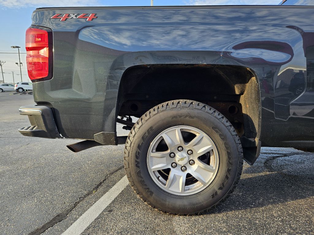 Photo 81 of this CHEVROLET SILVERADO 1500