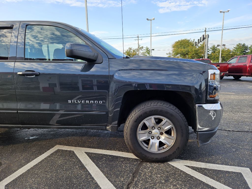Photo 88 of this CHEVROLET SILVERADO 1500