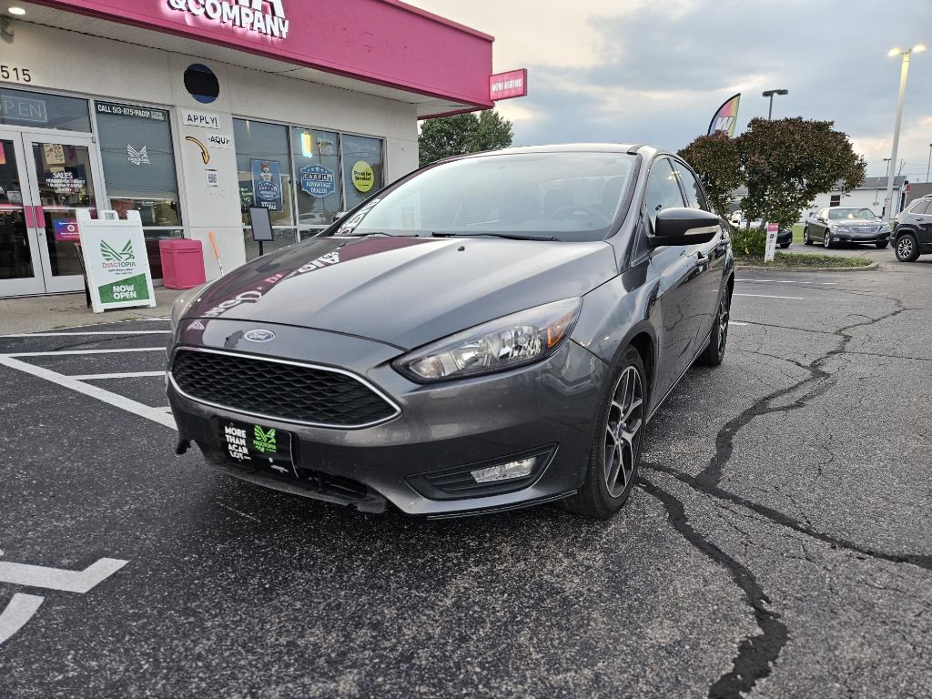 Photo 6 of this FORD FOCUS