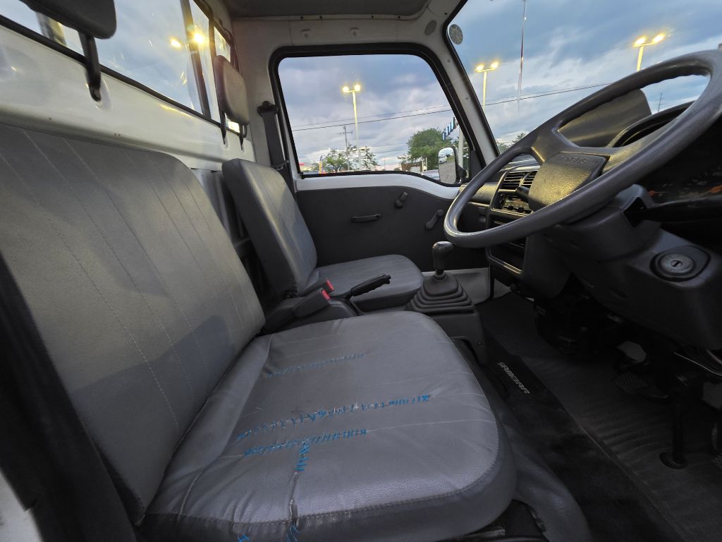 Photo 13 of this SUBARU SAMBAR