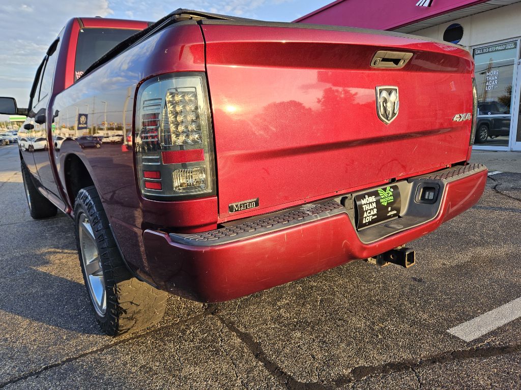 Photo 13 of this RAM 1500