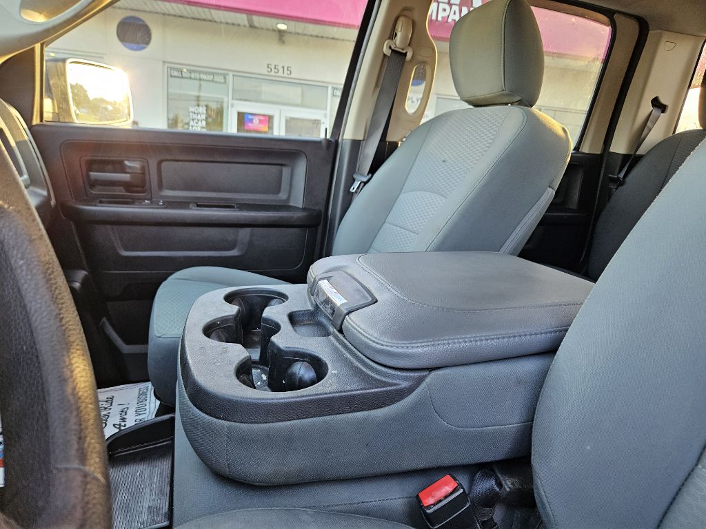 Photo 17 of this RAM 1500