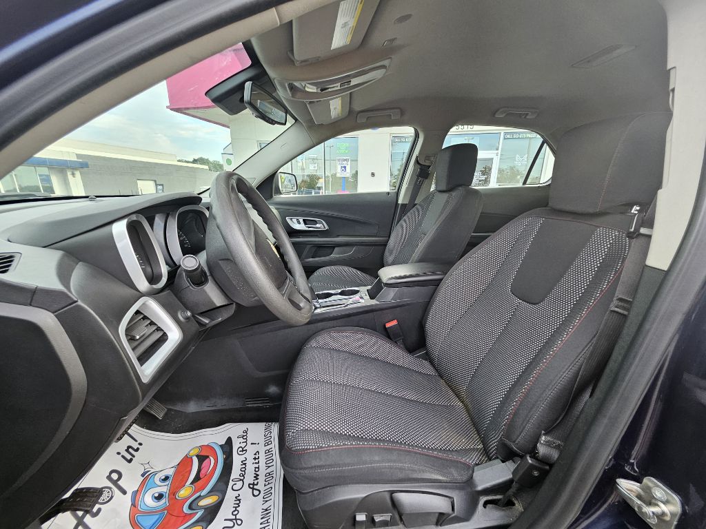 Photo 63 of this CHEVROLET EQUINOX