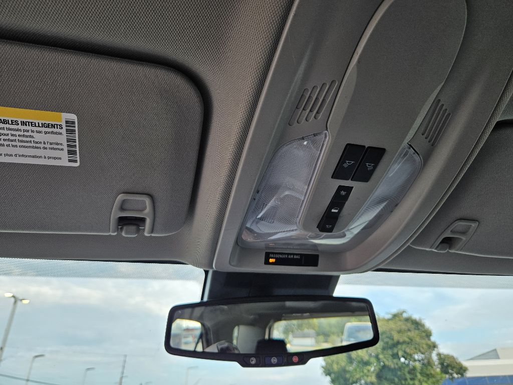 Photo 91 of this CHEVROLET EQUINOX