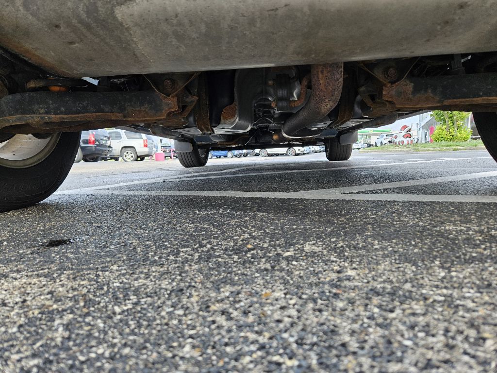 Photo 27 of this CHEVROLET EQUINOX