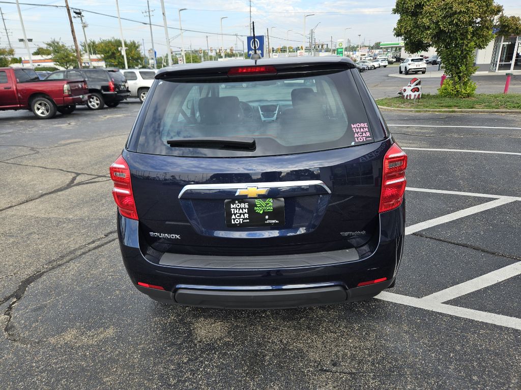 Photo 15 of this CHEVROLET EQUINOX