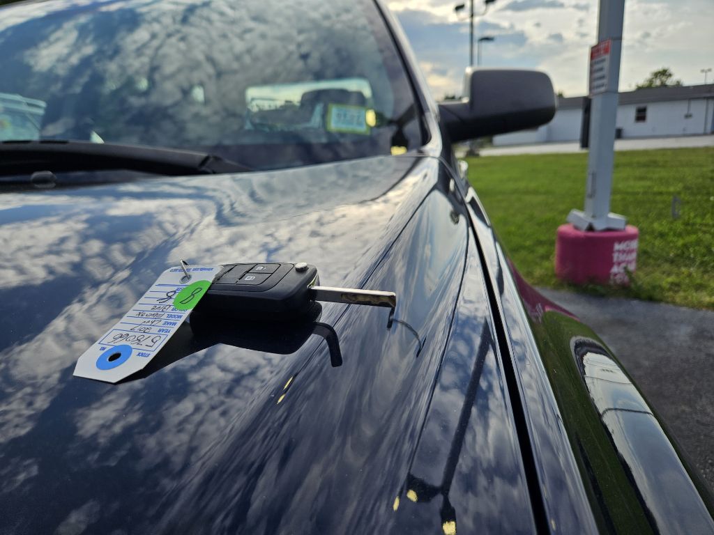 Photo 60 of this CHEVROLET EQUINOX