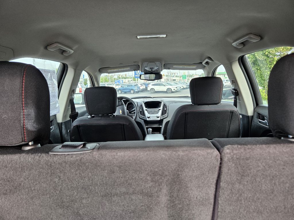 Photo 72 of this CHEVROLET EQUINOX