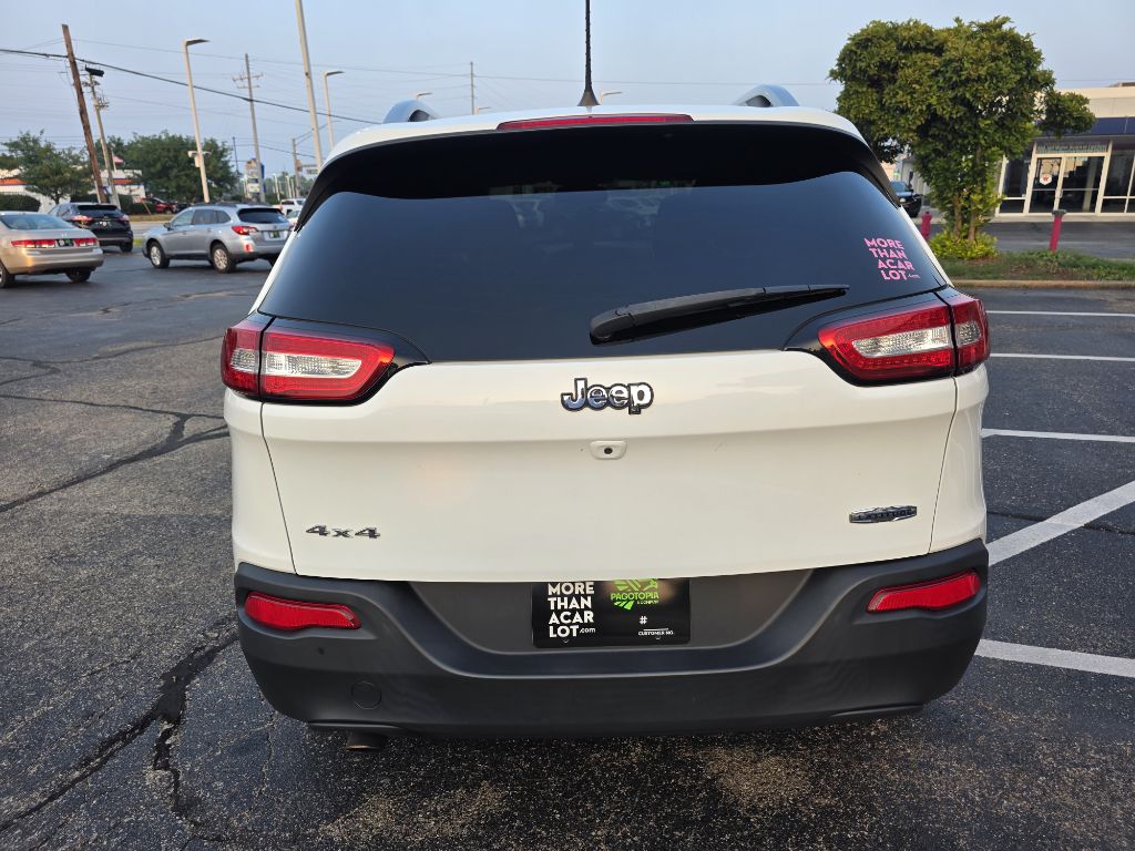 Photo 57 of this JEEP CHEROKEE