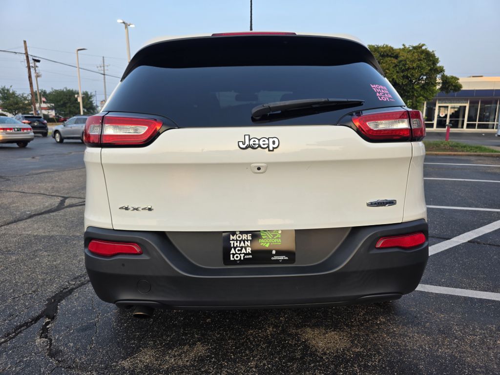 Photo 59 of this JEEP CHEROKEE