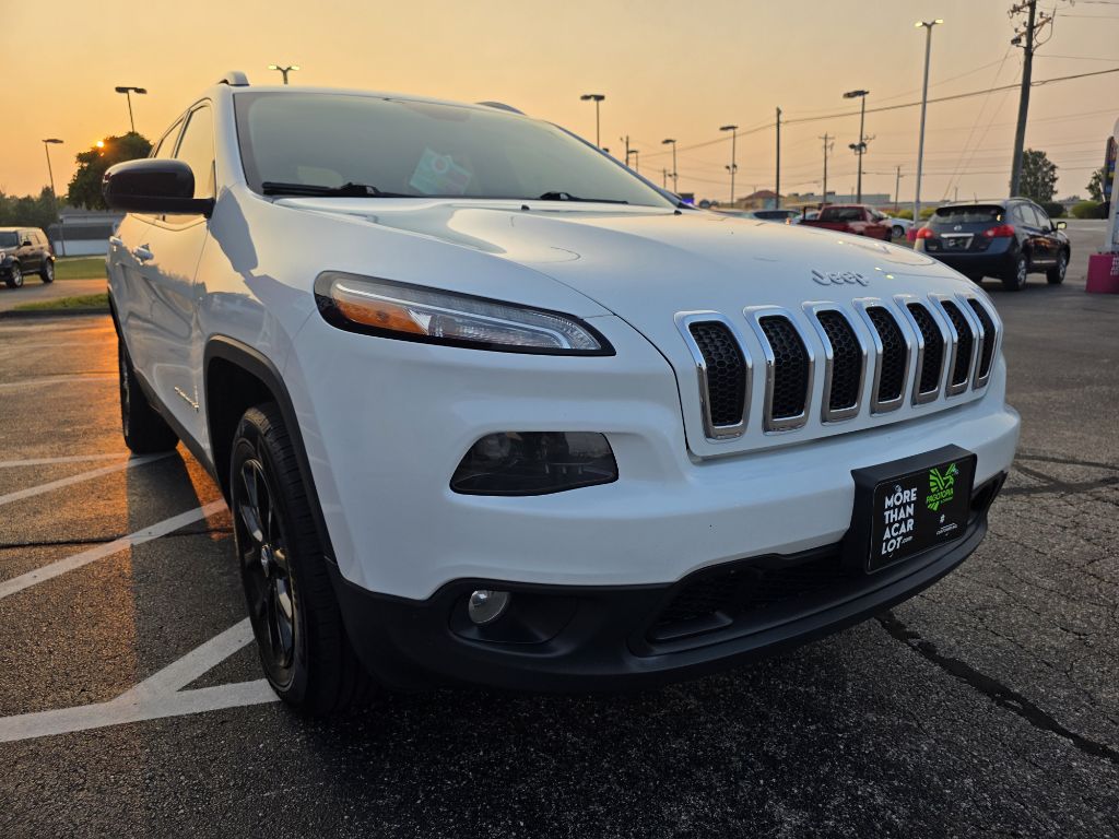Photo 4 of this JEEP CHEROKEE