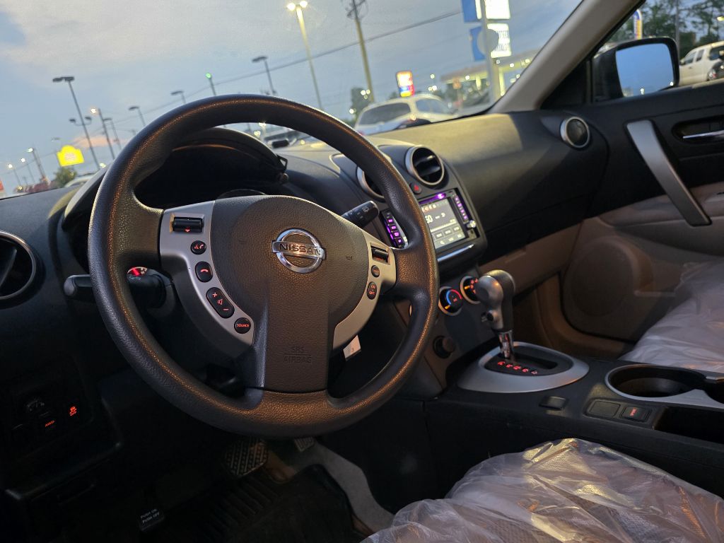 Photo 39 of this NISSAN ROGUE SELECT