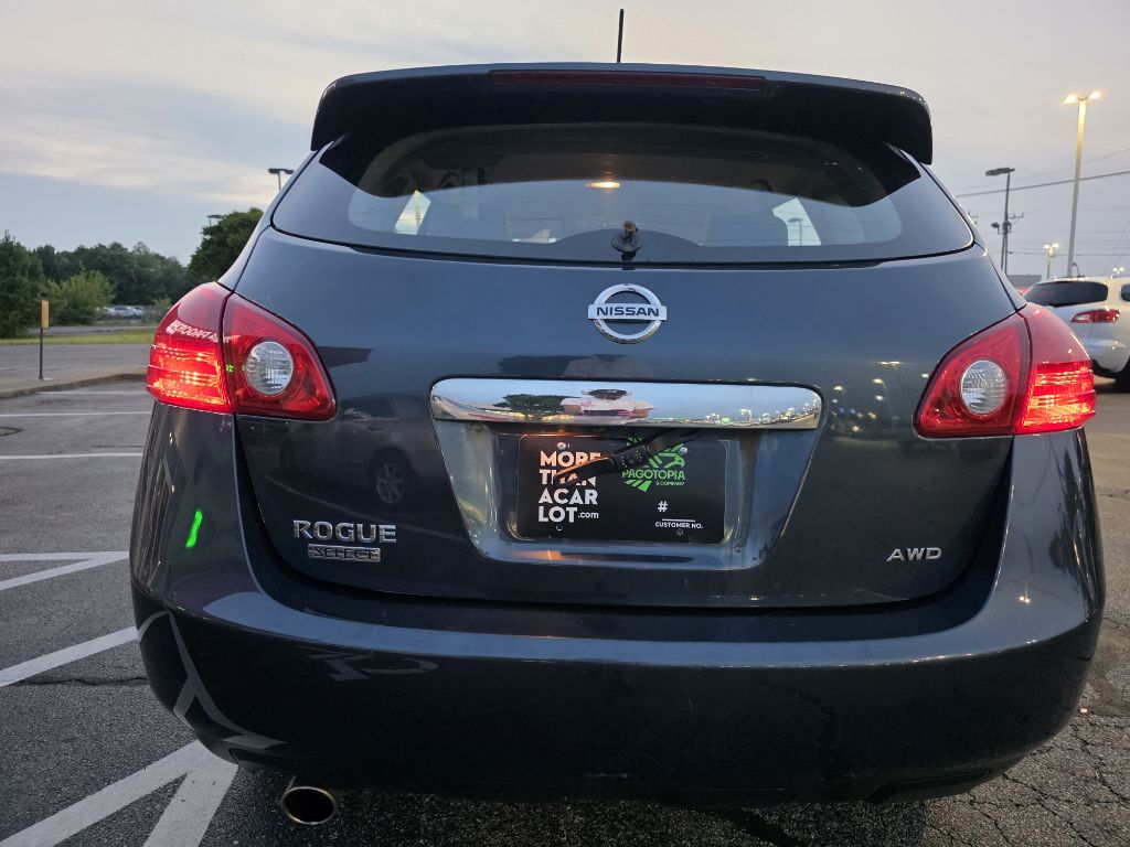 Photo 16 of this NISSAN ROGUE SELECT