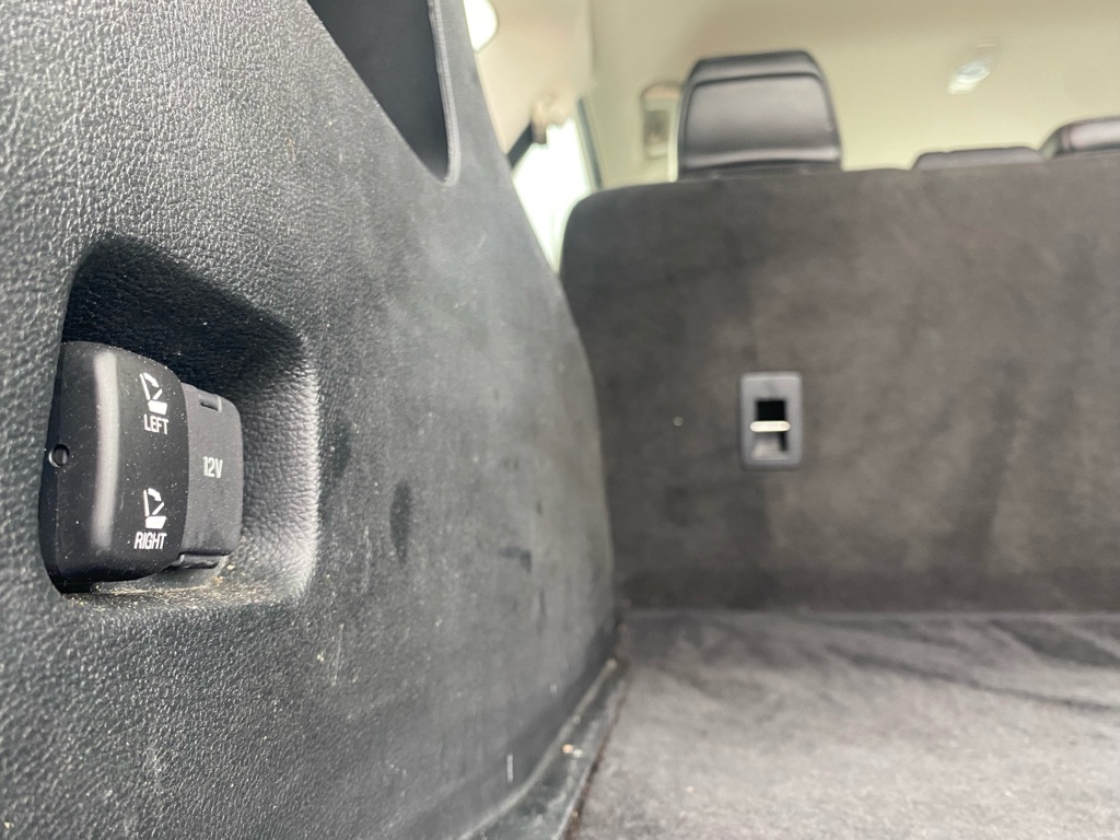 Photo 18 of this FORD EDGE