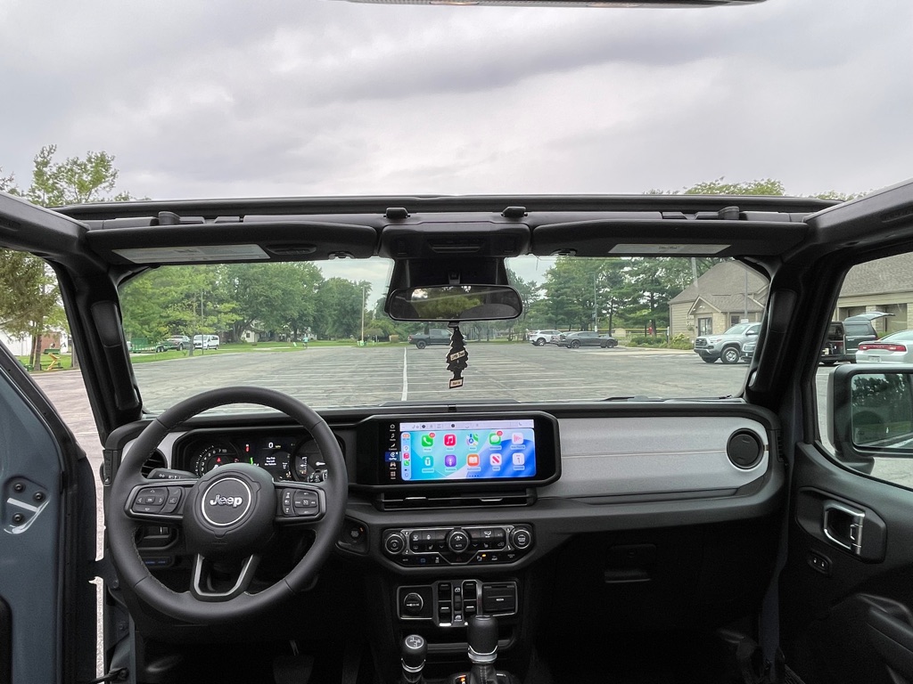 Photo 11 of this JEEP WRANGLER