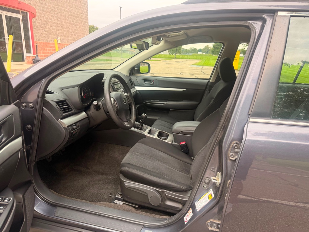 Photo 7 of this SUBARU OUTBACK
