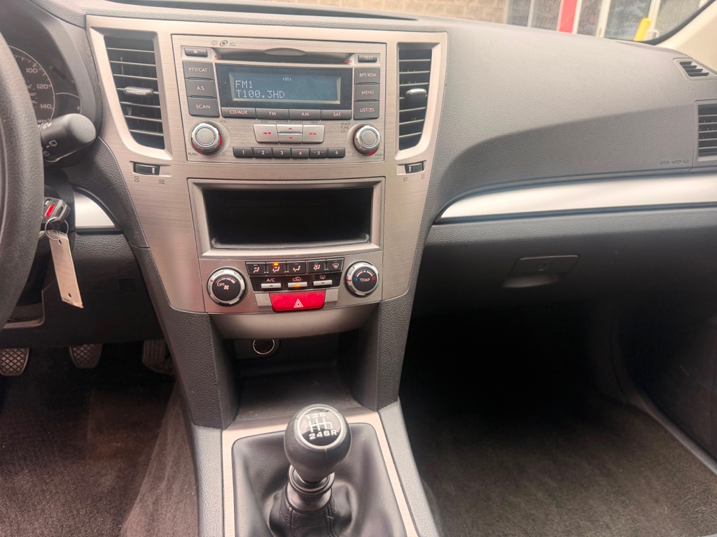 Photo 12 of this SUBARU OUTBACK