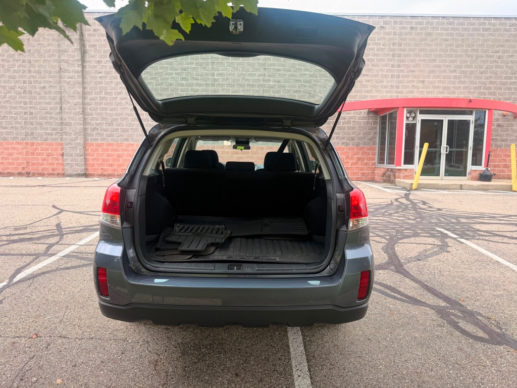 Photo 10 of this SUBARU OUTBACK